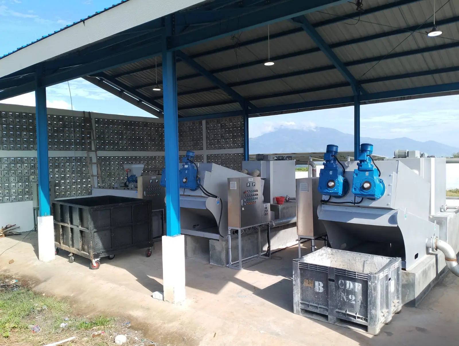 Instalasi Screw Press di fasilitas Palu